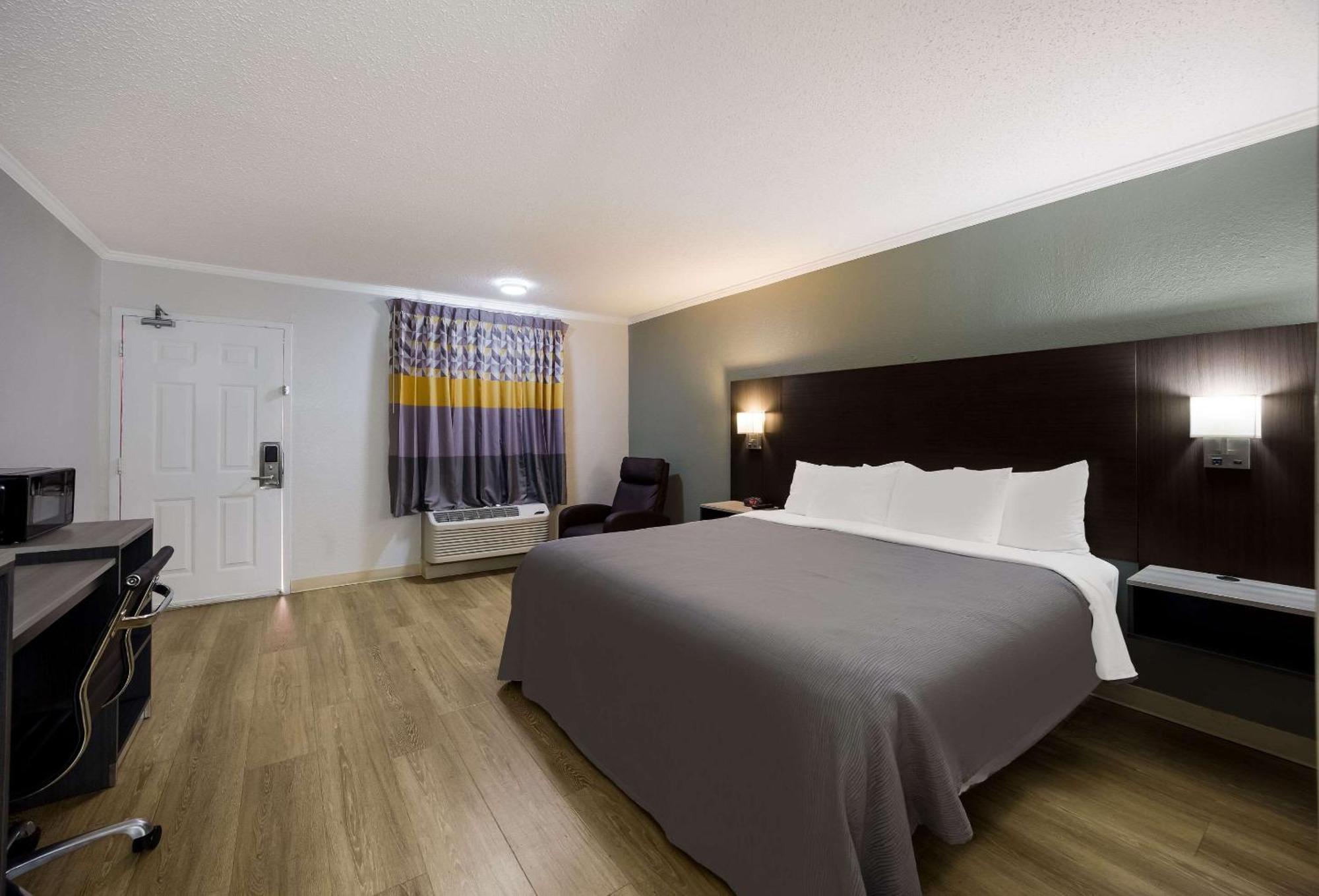 Quality Inn Tallahassee Near University Exterior foto